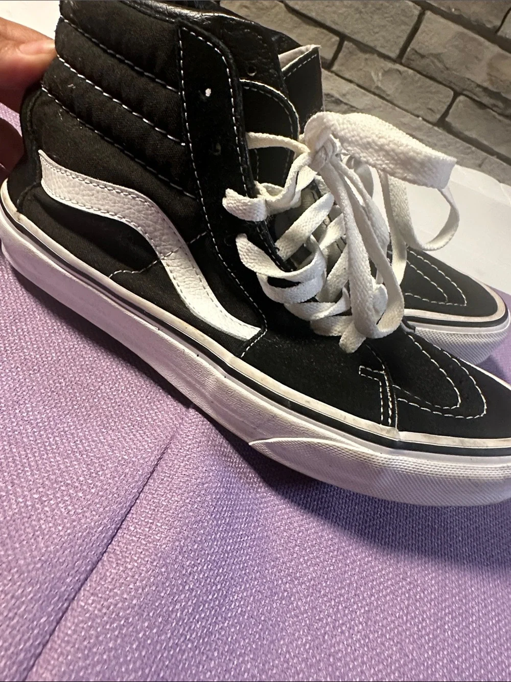Vans Black and White unisex High-Top Skate Shoes with Red Logo Patch